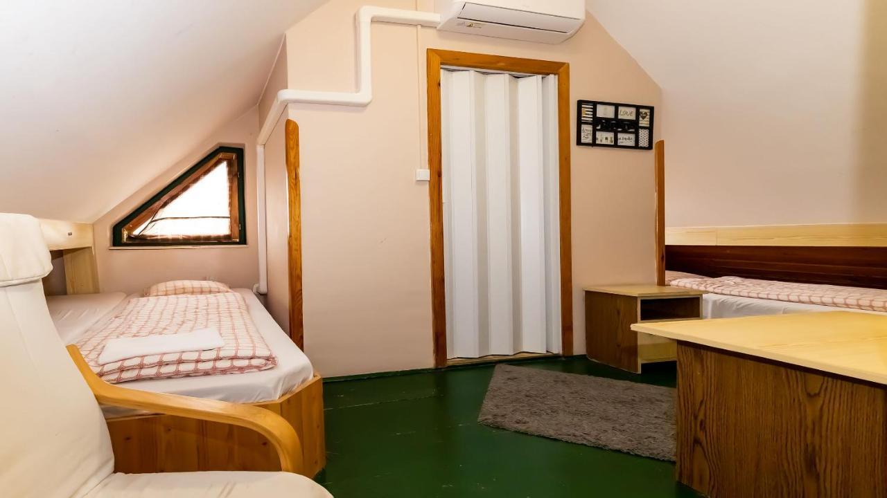 Bed and Breakfast Csillagtúra Panzió Eger Exterior foto